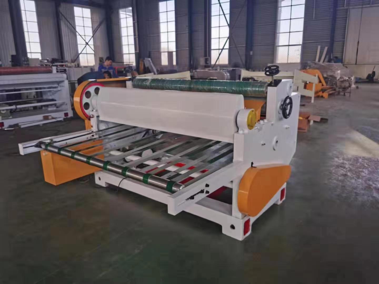 Garment Shops 1350x1200x2000mm Automatic Sheet Cutter for 2 Ply Corrugated Cardboard