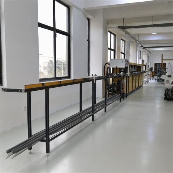 Secure Ventilation with Lockable Aluminum Retractable Screen Window