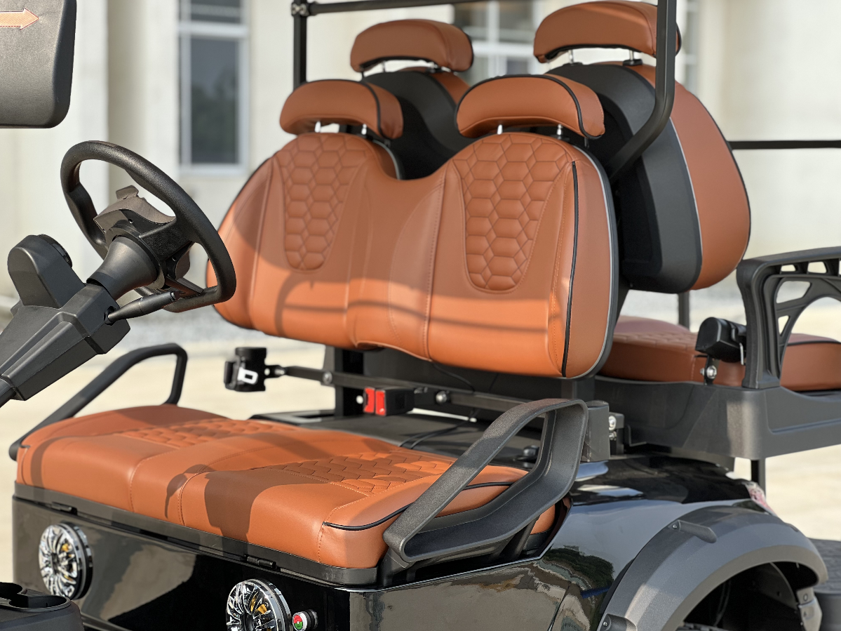 Max Charger Electric Club Car Golf Cart 2 4 6 Seats Hydraulic Shock 14inch Tire Size Charge Time h 7-9h