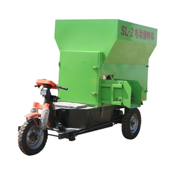 High Efficiency Multi Purpose Agricultural Fertilizer Spreader With Hydraulic Drive