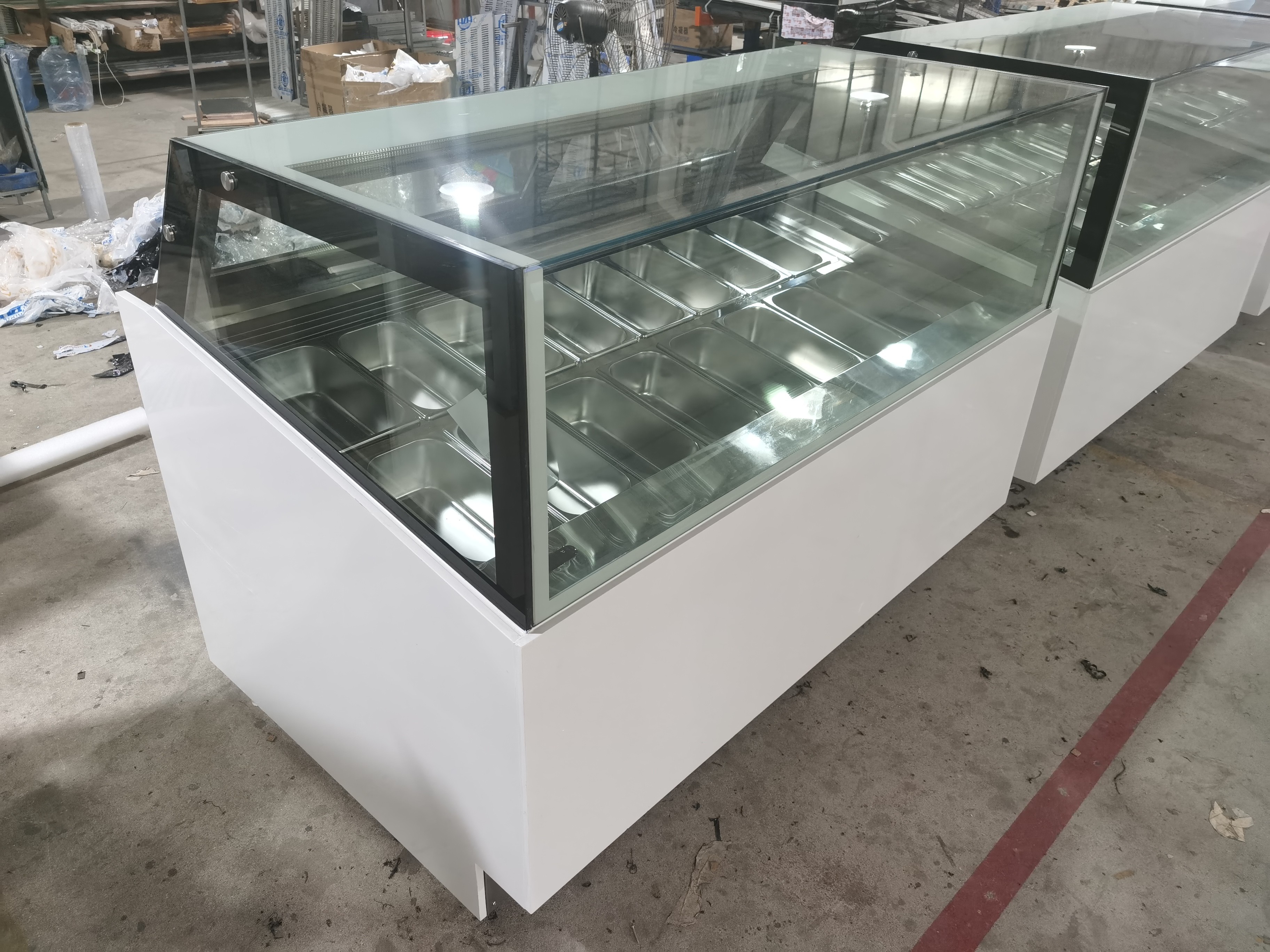 -22 Degree 16 Pan Gelato Display Scoop Ice Cream Display Freezer