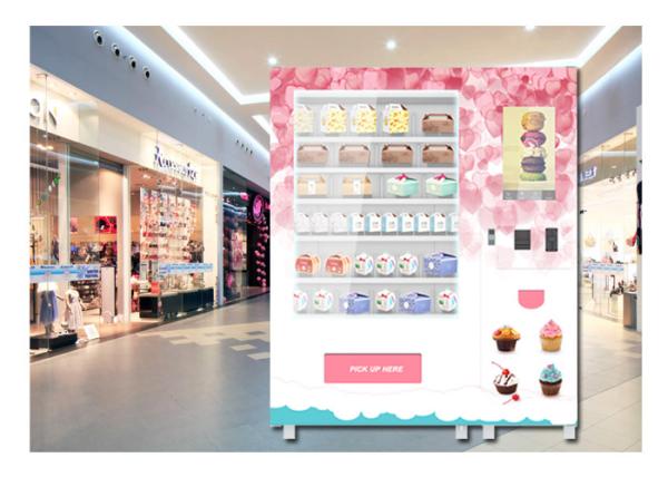 Coin Operated Advertising Food Vending Machine , Cupcake Bread Snack Vending