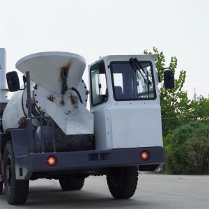 Shentuo Construction Equipment Wc4bj 4cbm Self Loading Concrete Mixer Truck