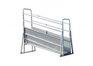 China Q235 Low Carbon Steel Portable Cattle Ramp , Galvanised Stock Loading Ramp on sale