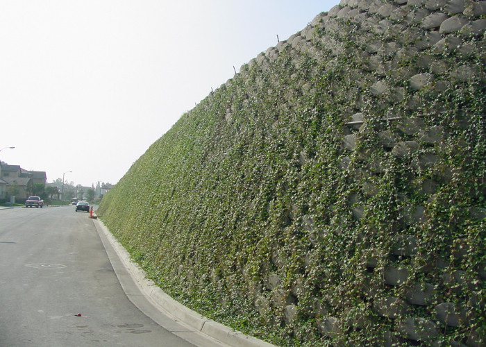 White Polyester Woven Multifilament Geotextile For Construction