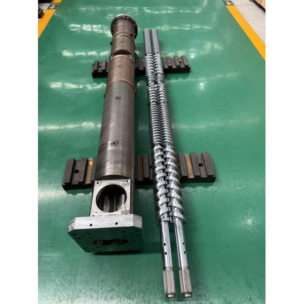 Top-Notch Nitrided Coated Parallel Twin Extrusion Screws and Barrels with HRC58-62 Hardness