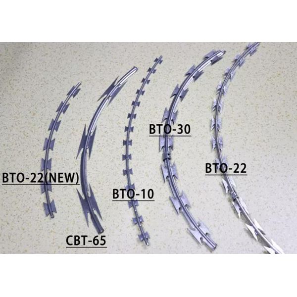 Hot Dipped Galvnaized Razor Tape Wire , Concertina Wire Fencing For Railway