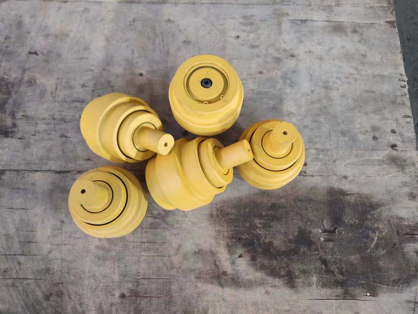 EX70 Bulldozer Carrier Roller Undercarriage Top Roller For Hitachi Wear Resistance