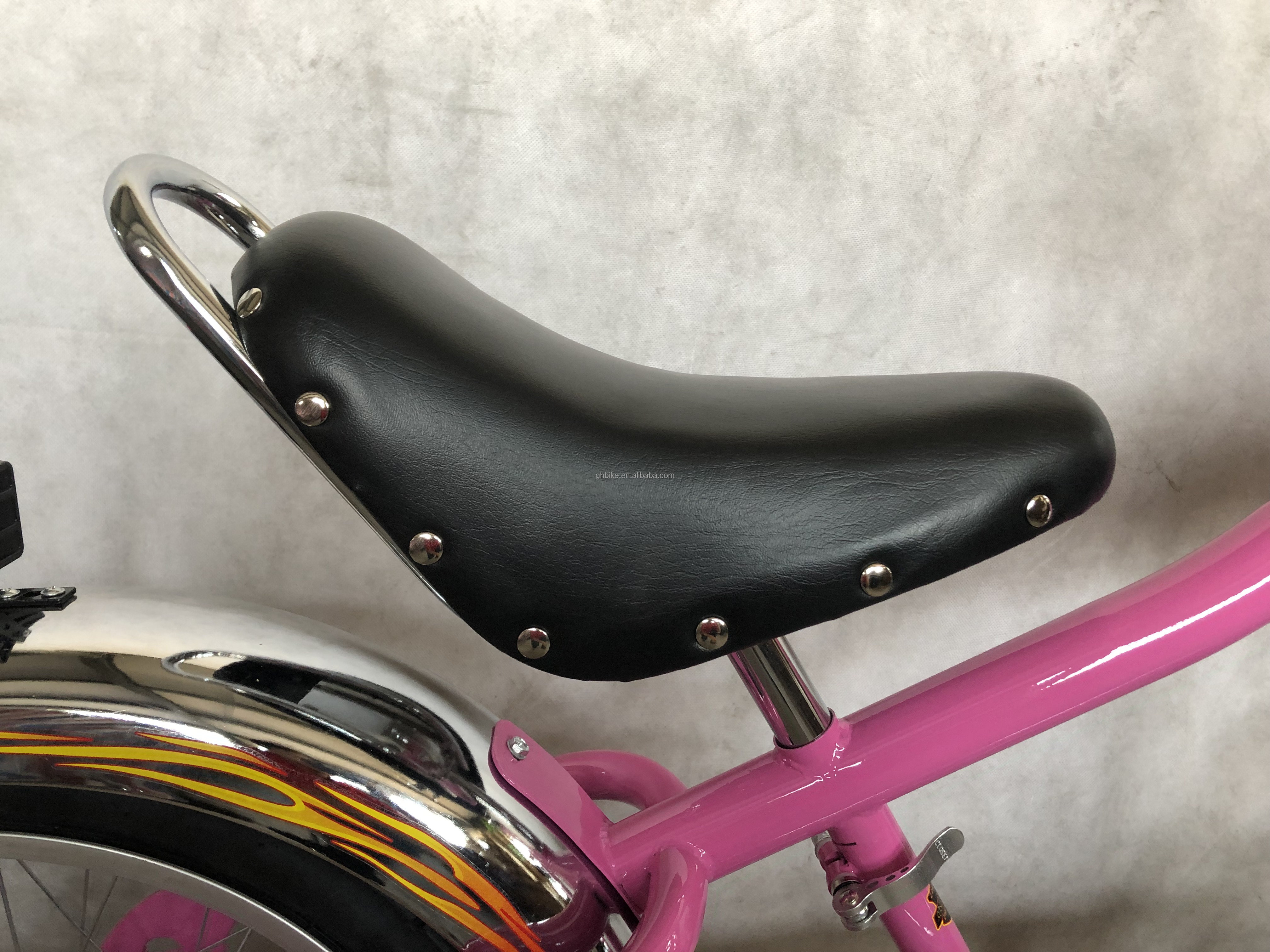 24" V Brake/ Disc Brakes 4.0 Tire Single Speed Chopper Bicycle for American Market