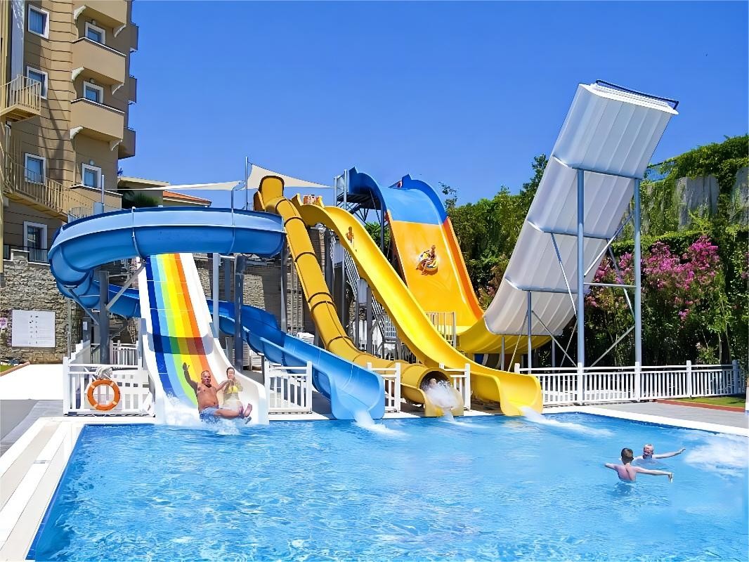 Aqua Park Water Play Amusement Splash Equipment Fiberglass Water Slide