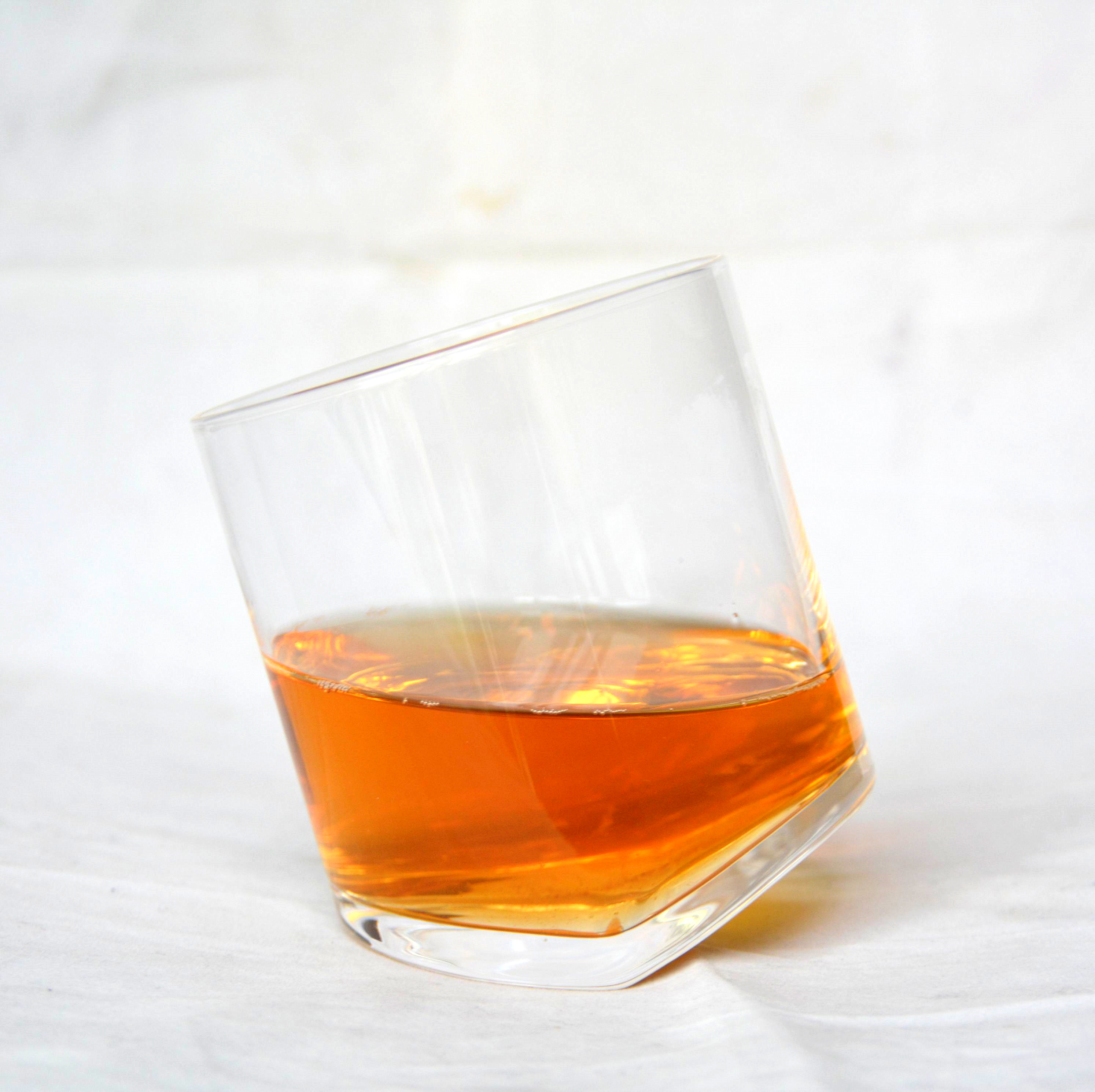 Lead Free Slanted Bottom Round Whiskey Tasting Glasses