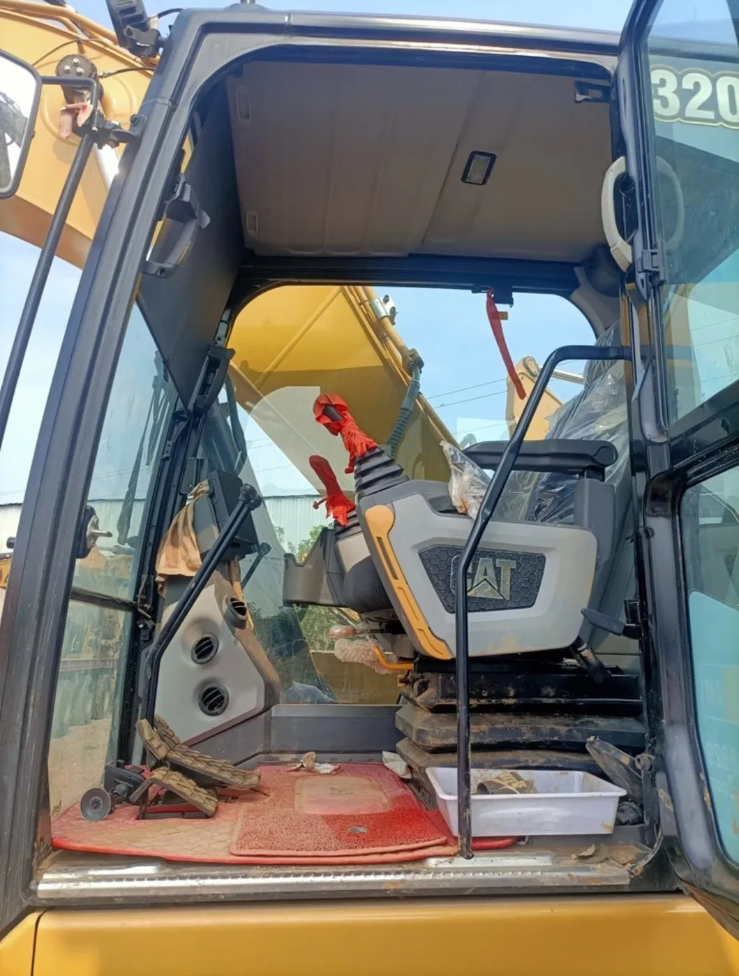 High Quality Imported Large Used Cat 320gc Excavator