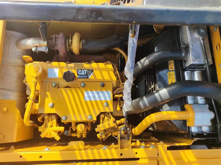 Used Cat 312 Crawler Excavator from Japan with ORIGINAL Hydraulic Cylinder in Shanghai