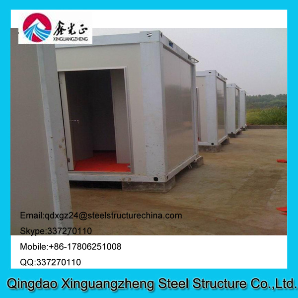 Foldable container warehouse