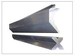 Amada 4v die and punch