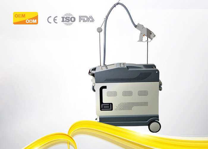 White 2940nm Ultrasonic Beauty Machine IPL Diode Q Switched RF Laser