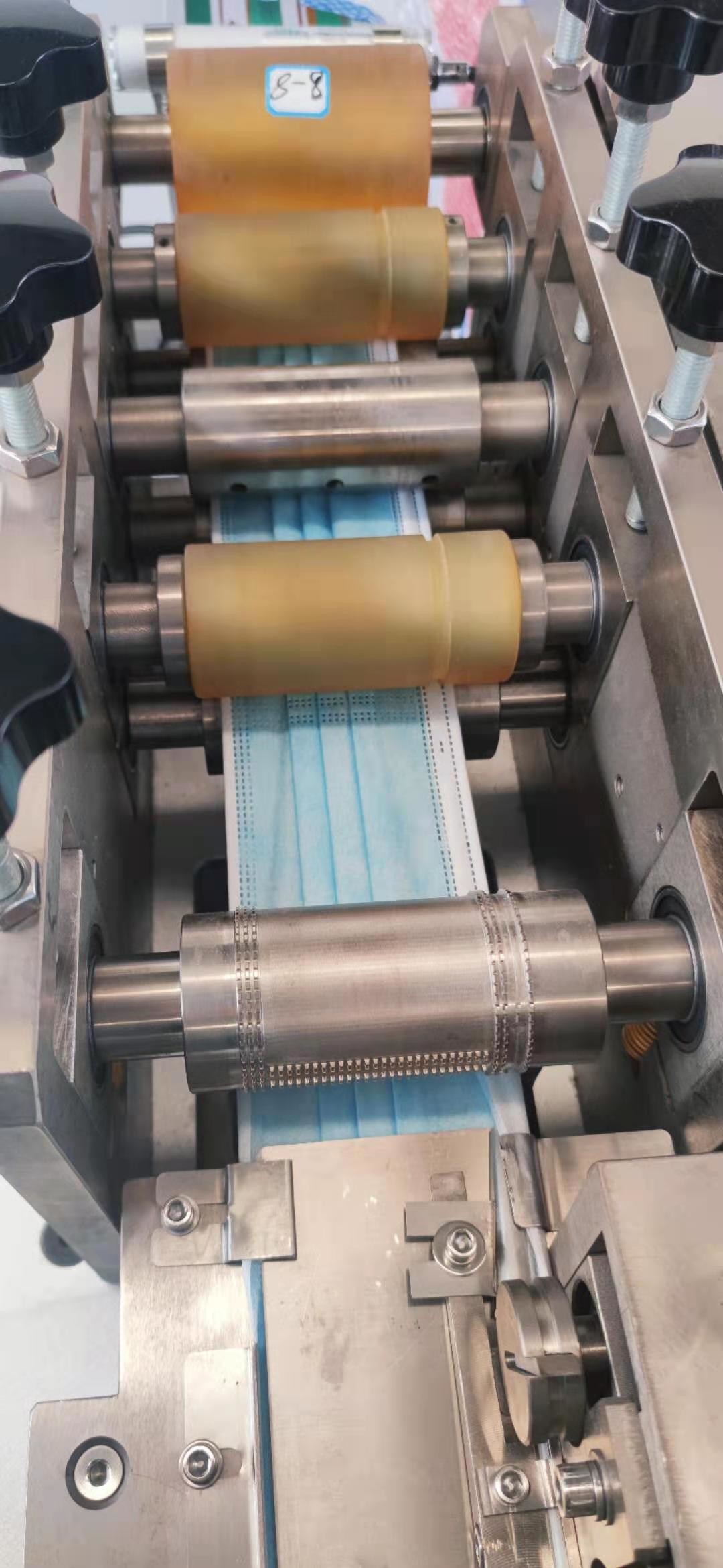 Kn95 Non Woven Face Mask Making Machine