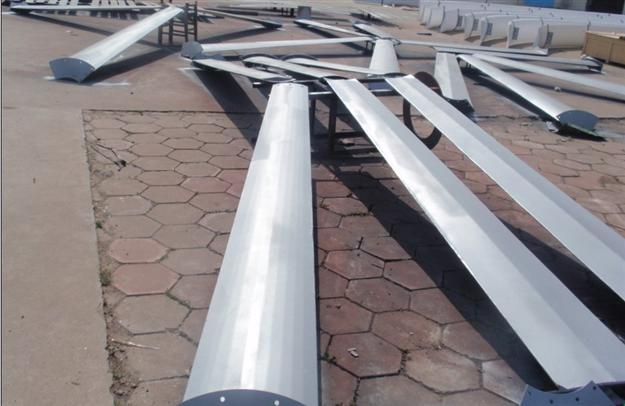 VAWT low rotor speed Wind Turbine Generator System 20kw with 3 phases output