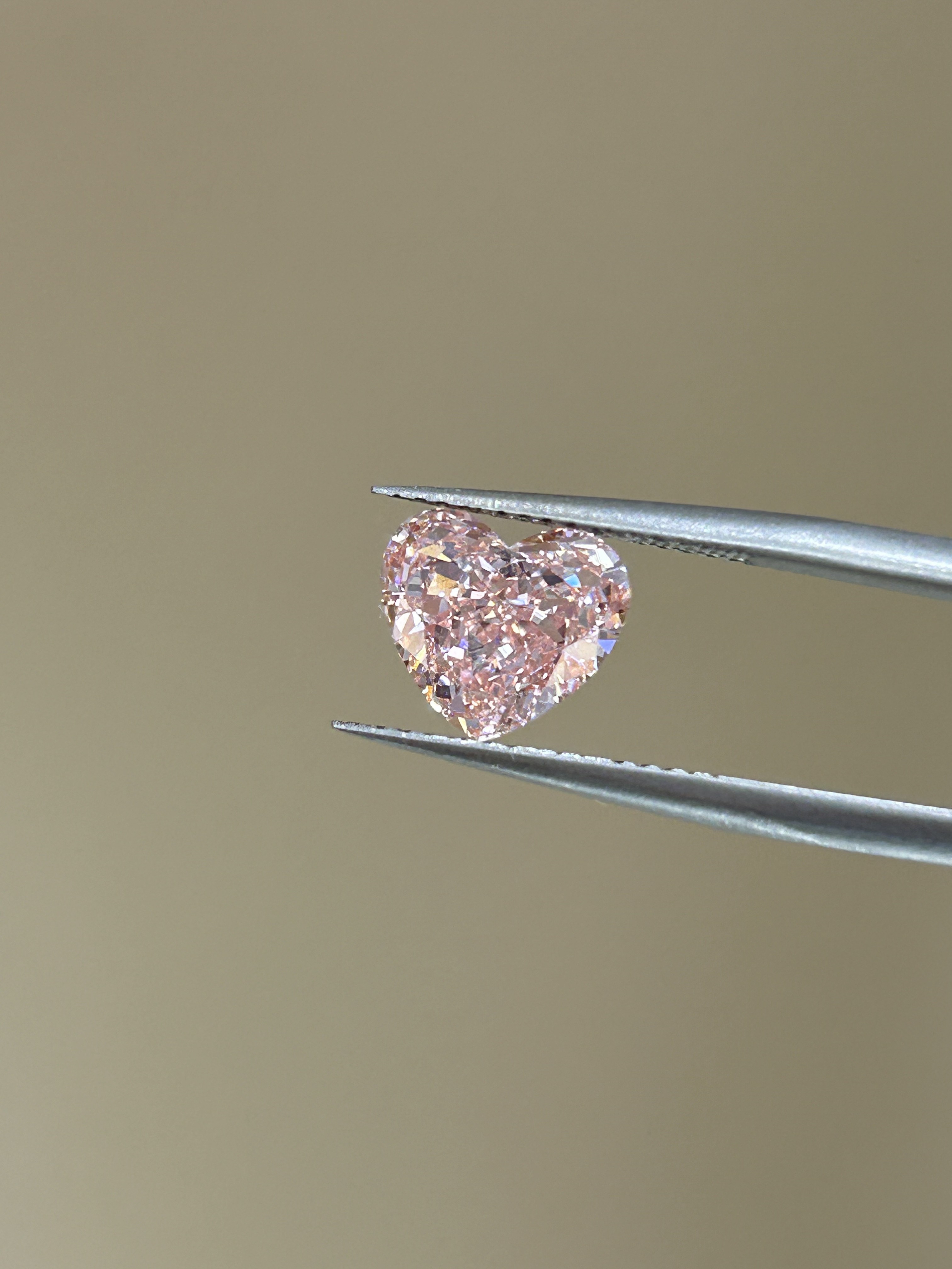 Fancy Intense Pink Heart Shape Lab Grown Diamonds IGI Certified Diamonds Pink Diamonds