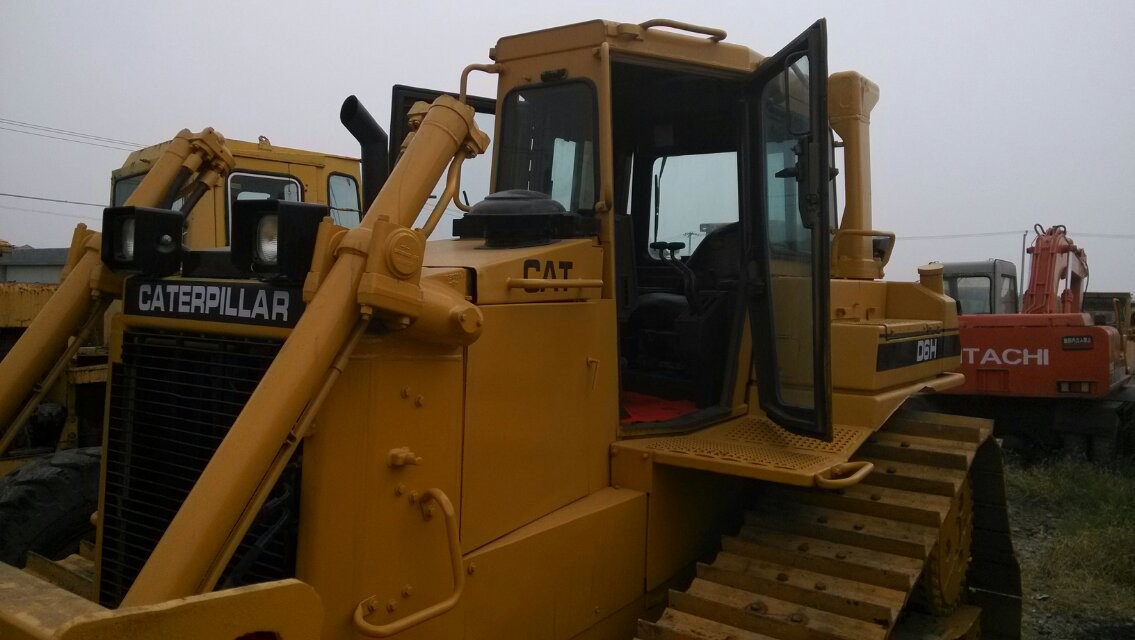 Used CAT D6H BULLDOZER