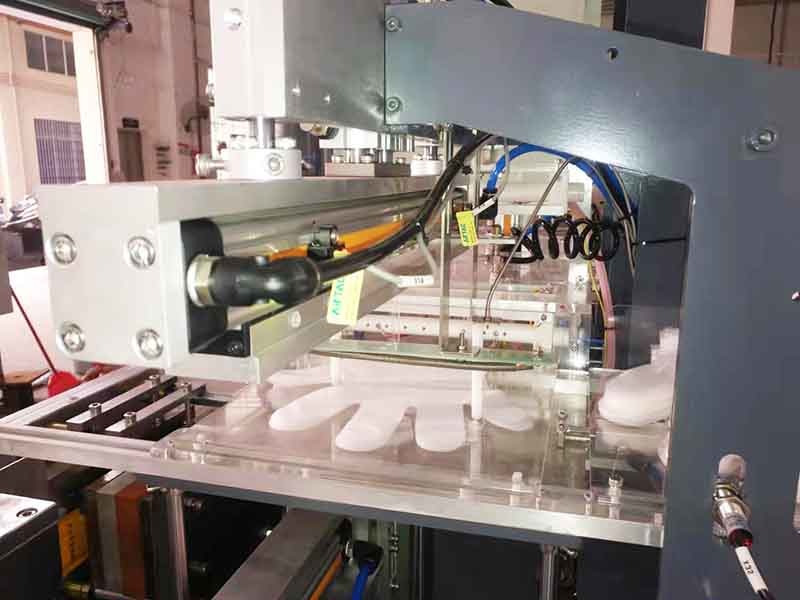 1 Pair TPE Glove Automatic Folding Machine Packaging Machinery Energy Saving