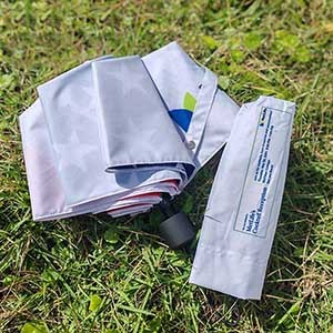 Promotional Compact Umbrellas Custom For Insurance Company