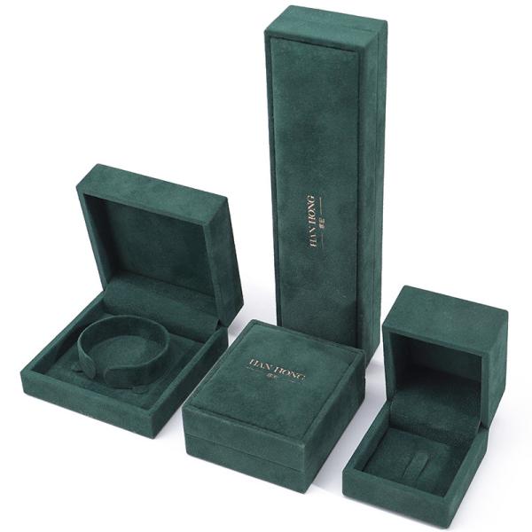 Wholesale Manufacturing Luxury velvet Jewellery Box Personalized Custom logo