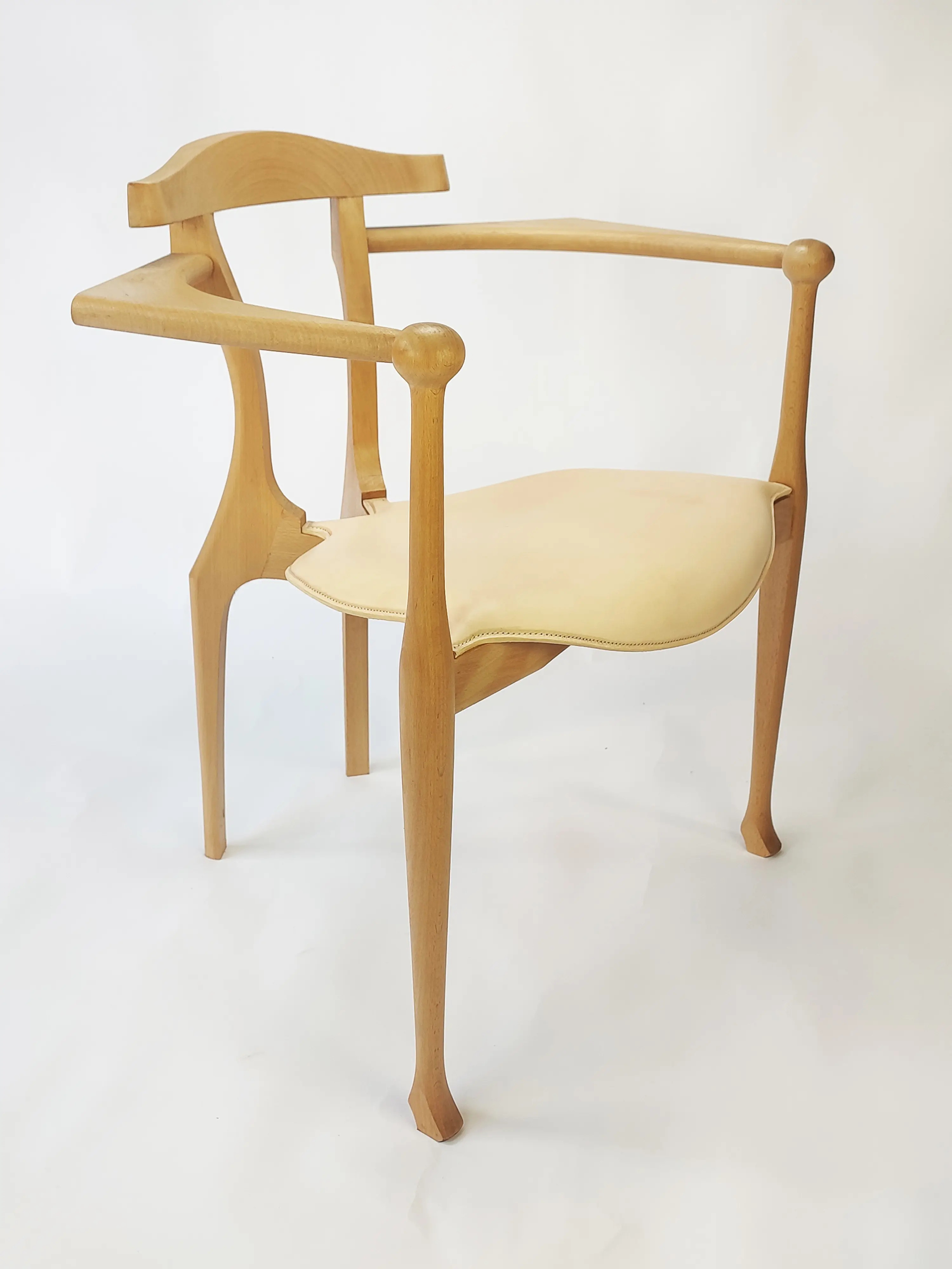 Italian Style Minimalist Hotel Restaurant Furniture Genuine Leather Solid Wood Dining Chair