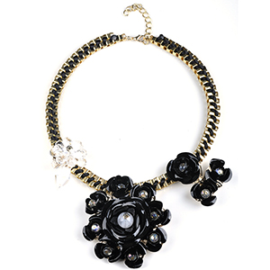 Hot Sale Fashion new multi color flower necklaces pendant chunky statement necklace
