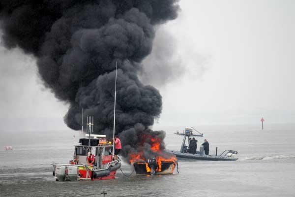 Fixed Portable Aerosol Fire Extinguisher Protect Marine Assets 0.16kg Agent