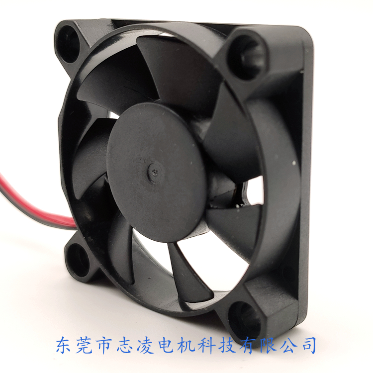 Multipurpose PBT Server Cooling Fan , Moistureproof Brushless Fan 5V