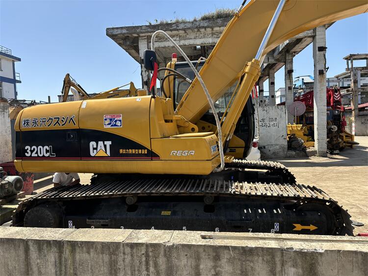 Original Hydraulic Cylinder Used Caterpillar 320CL Excavators 20 ton Cat320cl Cat320c