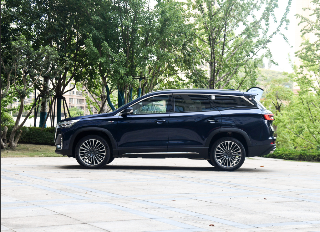 2023 Jetour X90 Plus 2.0t Gasoline SUV with Naturally Aspirated Engine and 7 Seats
