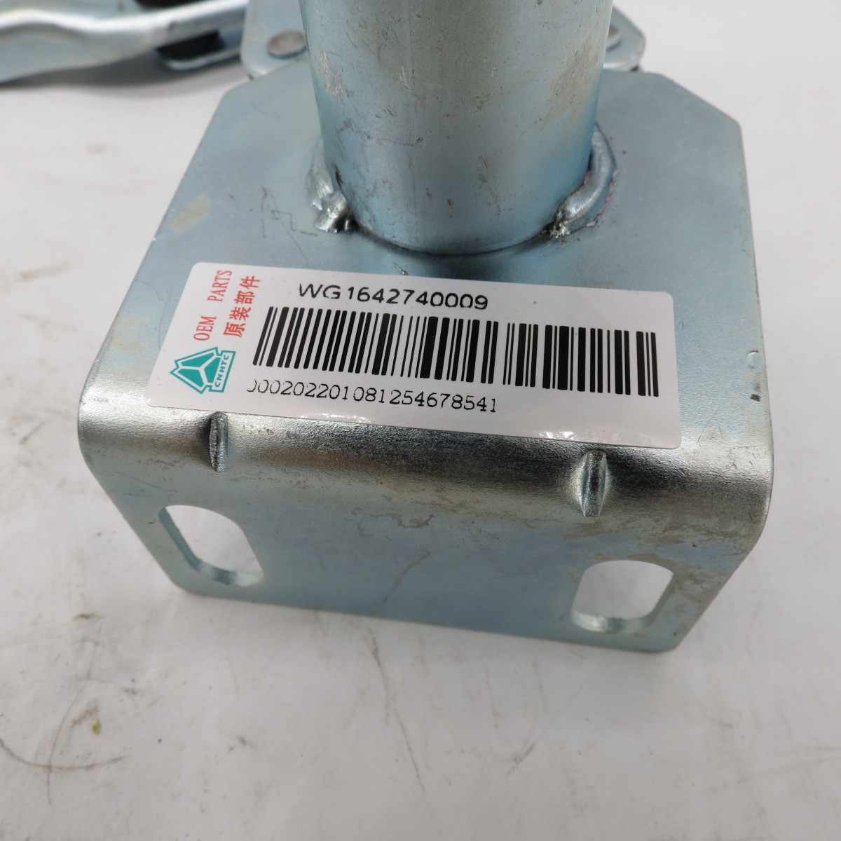 Original SINOTRUK HOWO Truck Spare Parts Wiper Mechanism and Support Assembly WG1642740009