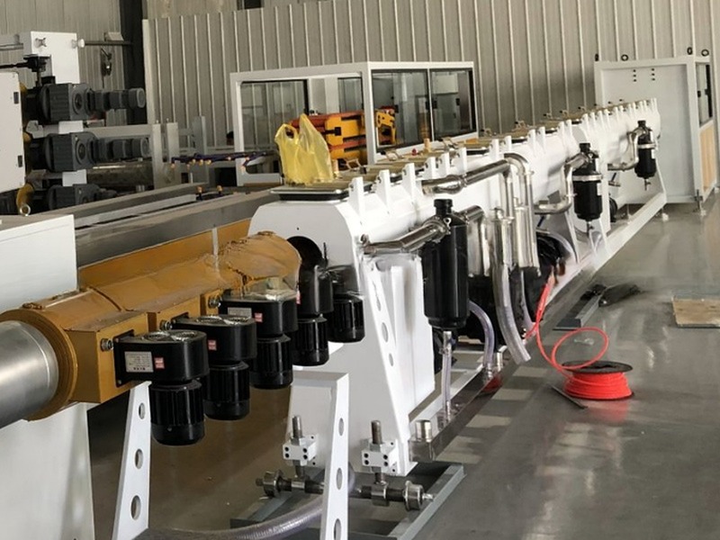 Plastic Pipe Extruder Machine/PE Pipe Machine