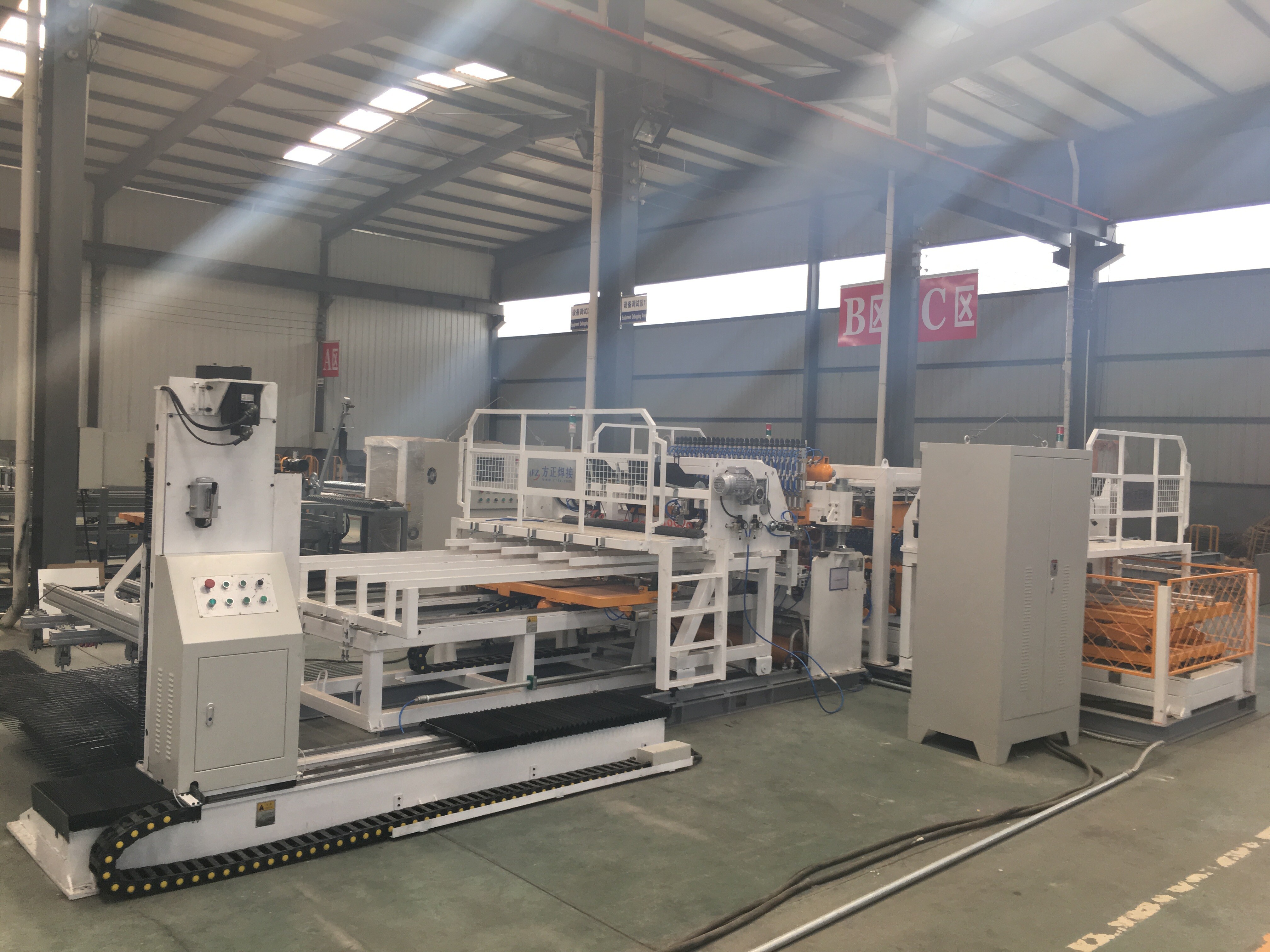 Commercial Goods Decking Wire 12mm Mesh Welding Machine