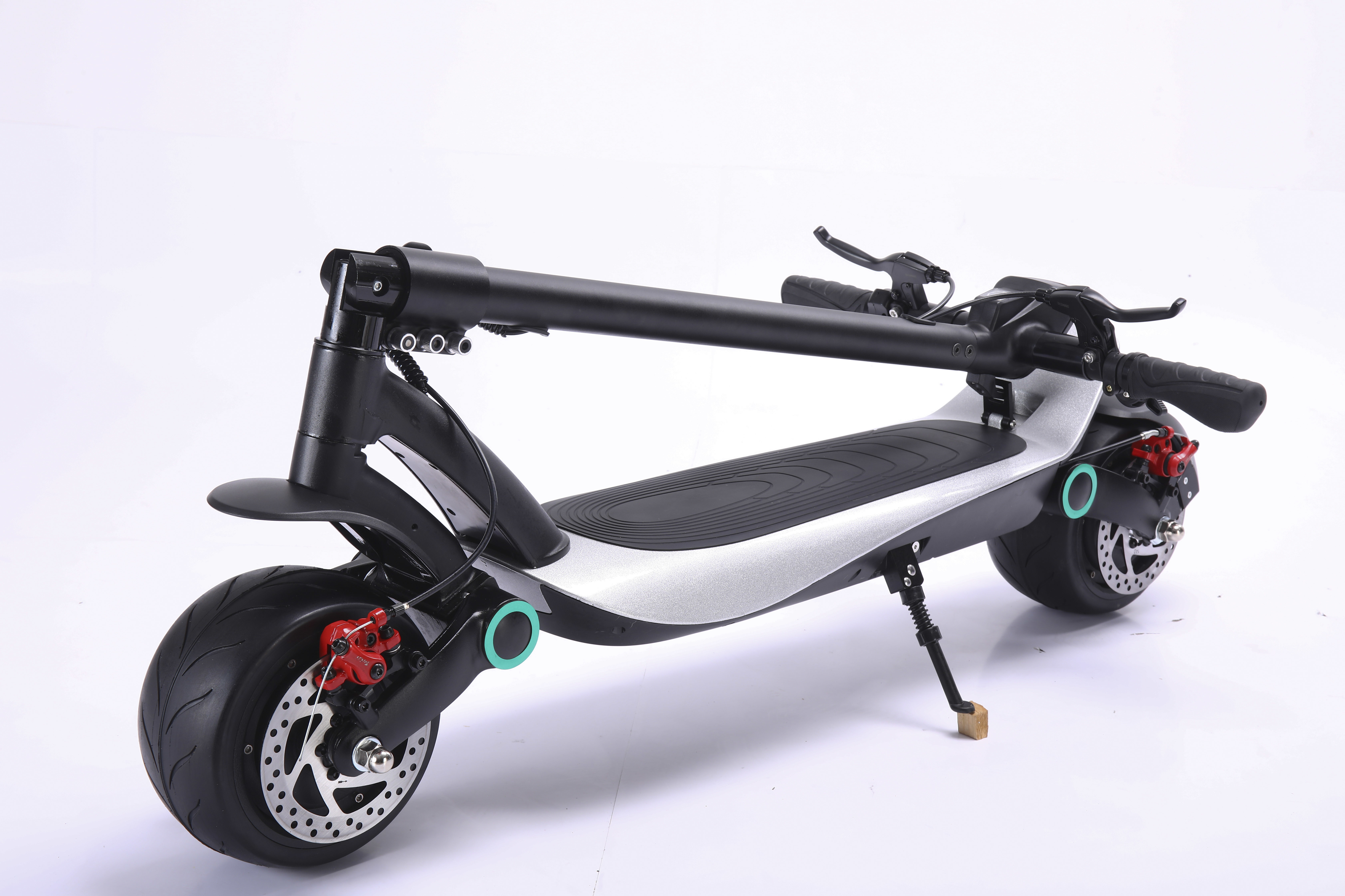 ON SALE fashionable silver frame touch screen display 10 inch electric scooter