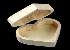 Quality Cover Top Heart Shaped Wooden Box , Wooden Crate Gift Box For Rings Wedding Gift wholesale