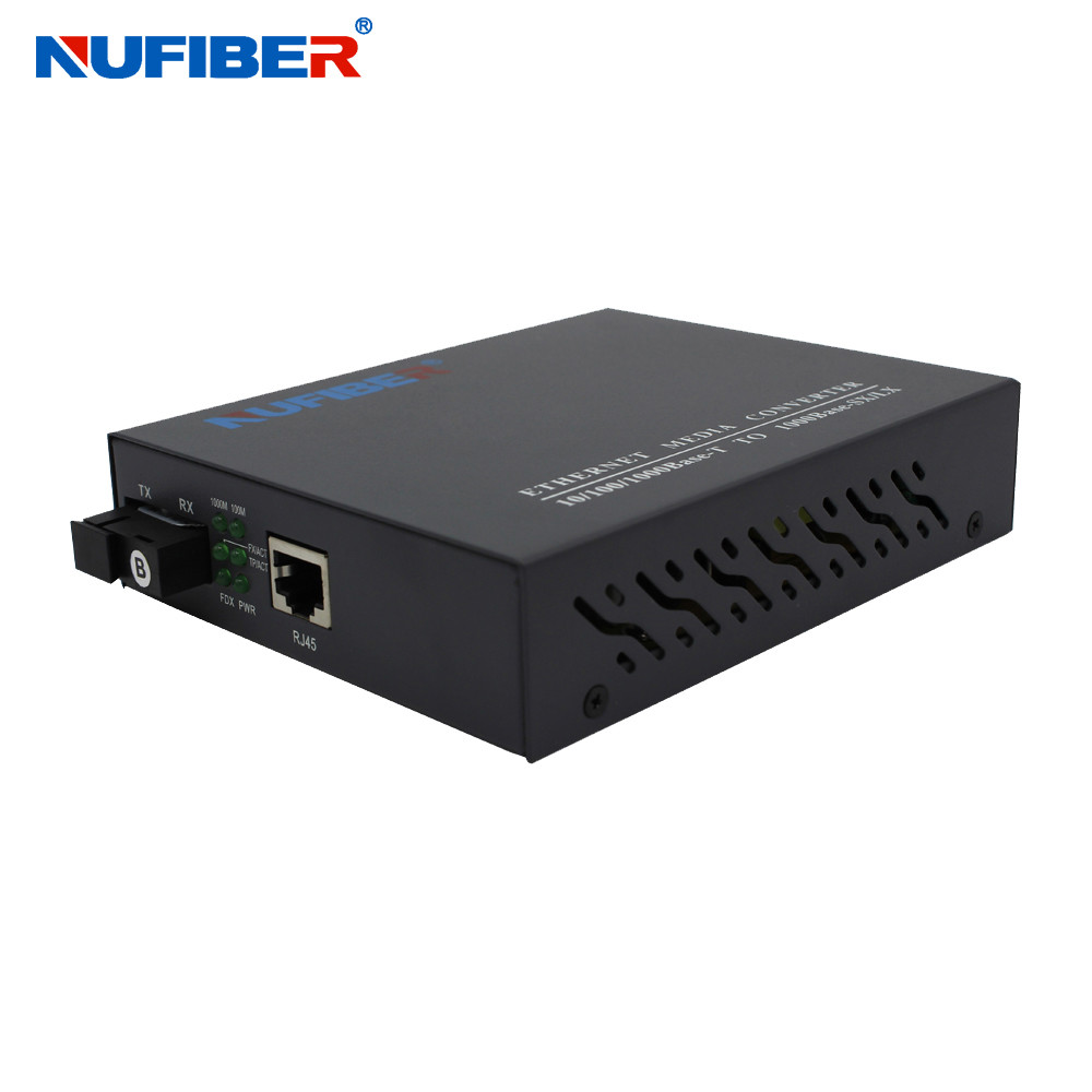 10/100/1000M Fiber Optical Media Converter Simplex SM 1310nm/1550nm AC220V Power Cable Internal Power Supply