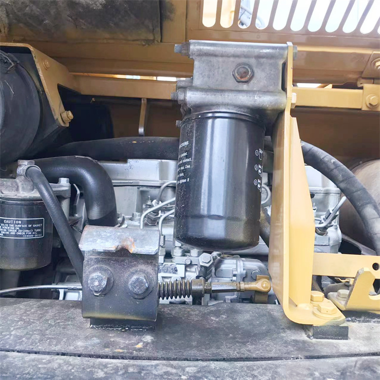 8000 KG Hydraulic Mini Excavator Made in Japan with Original Parts and Good Condition