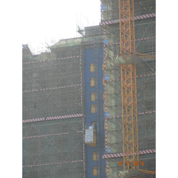 Medium Speed Construction 2 Tons Personnel And Materials Hoist