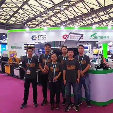 Ejon Y20L Store 3D Neon Sign Making Machine Maquina para Hacer Letras y Bordes Laterales