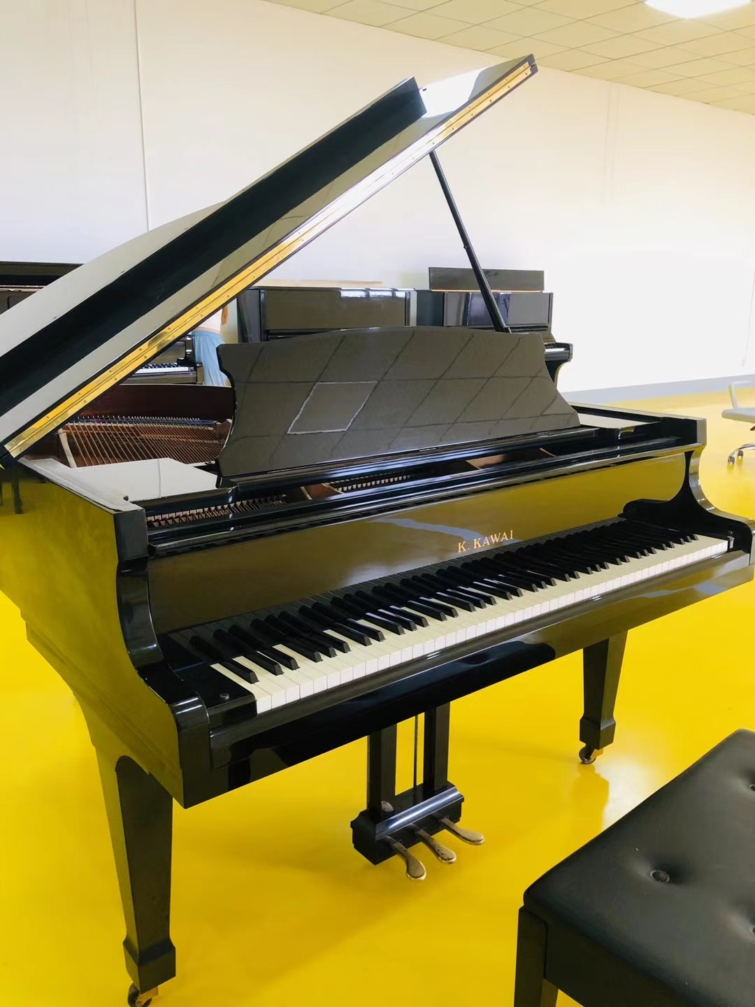 kawai SG-131SS cheap wooden classical carving kids second hand piano 88 keys acoustic upright second hand piano