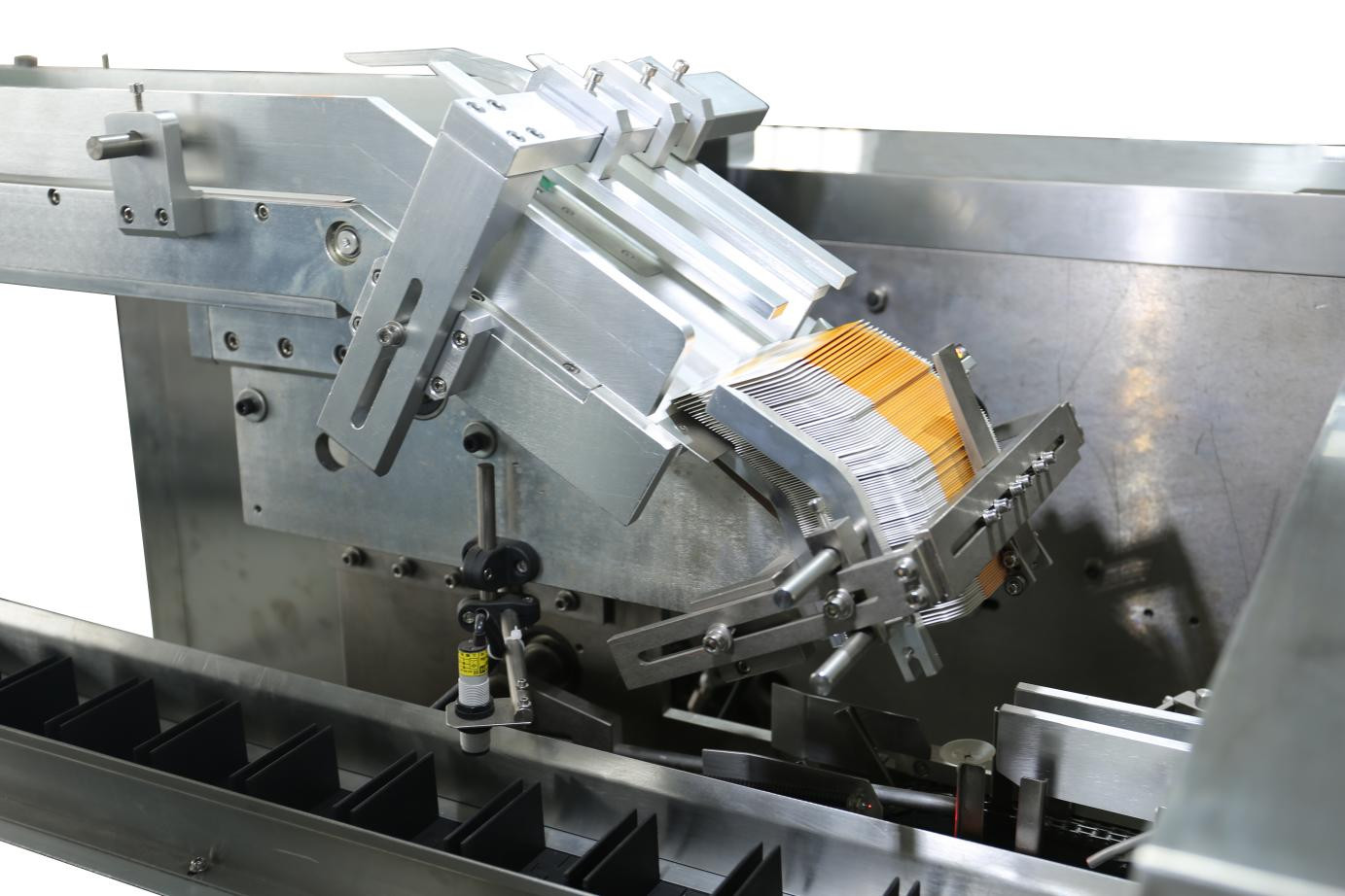 Fully Automatic Multifunctional Perfume Soap Box Cartoning Machine For Cigarettes Commodity Sachet Packaging Machine
