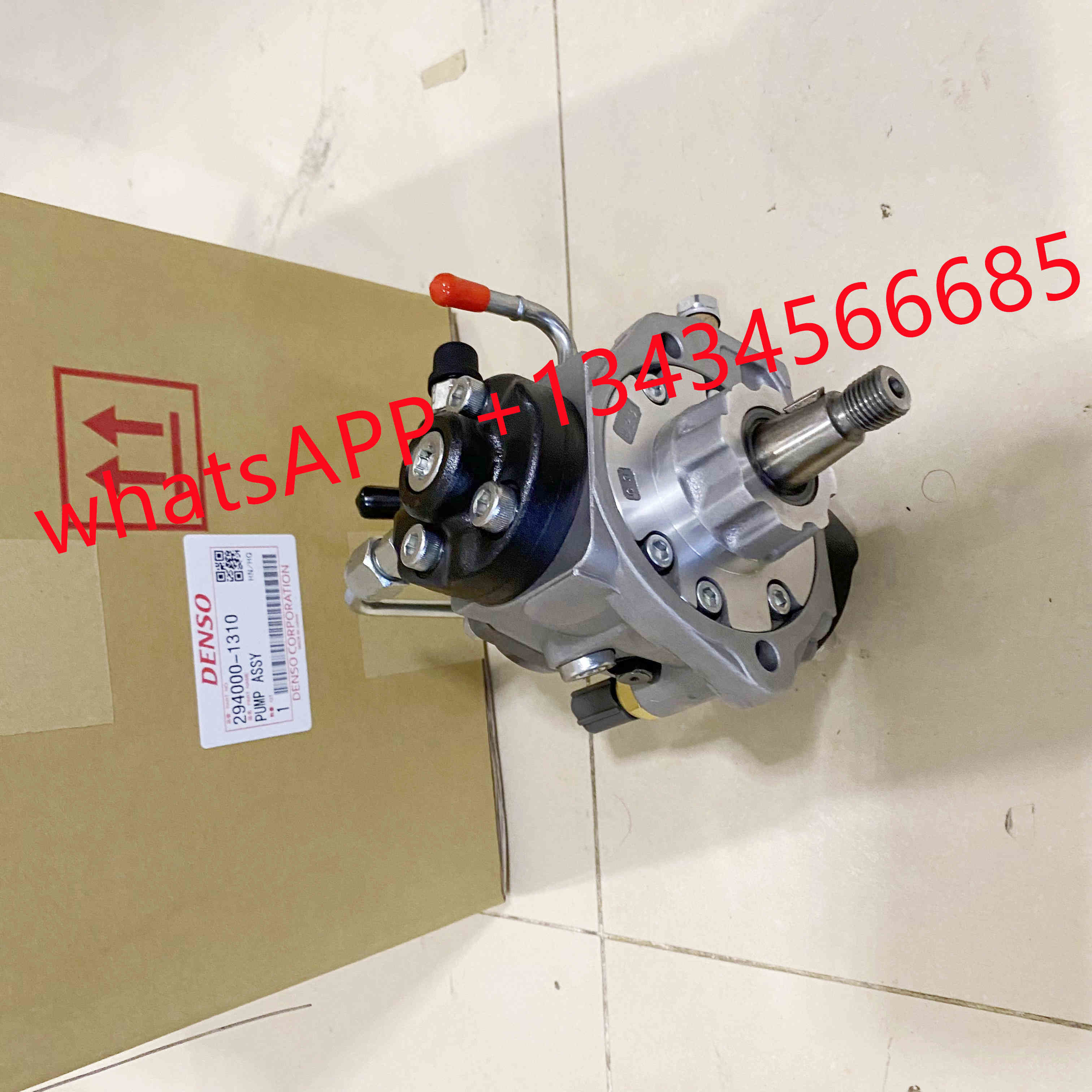 In Stock High Pressure Common Rail Diesel Fuel Injector Pump 1KD-FTV 294000-1310 22100-30150 294000-1311