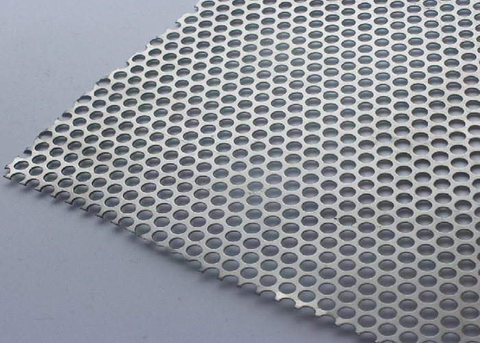 304 Stainless Perforated Mesh - Laser-Cut, ISO 9001 Certified for Protection, Filtration