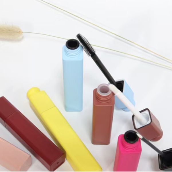 Different Size Options 5ml 15ml 22ml Selected Cosmetic Mascara Tube Bottle with Brush Support Customization