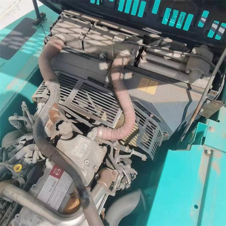 Original Hydraulic Pump Used 26 Ton Kobelco Sk260-8 Sk260 Excavator with HINO Engine