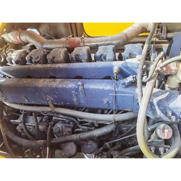 Used CRANE SANY 80TON ZOOMLION 100ton 90ton 90% new,low hours,original brand