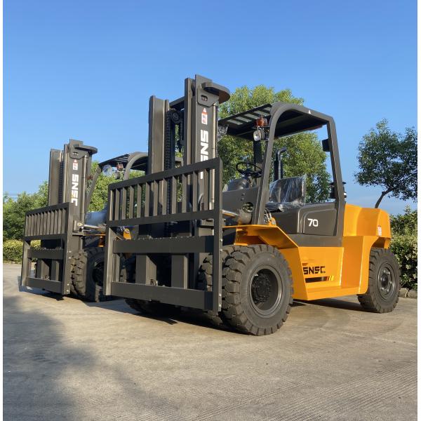20 Years Experience Rough Terrain Forklift with Diesel Engine and 7 Ton Capacity